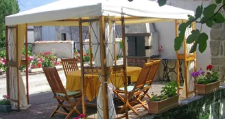 Le Puits des Brousses