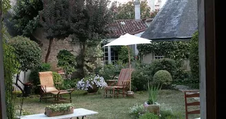 Chambres d'hôtes La Porte Rouge-The Red Door Inn