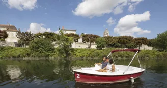 Les e-boats, location de bateaux électriques