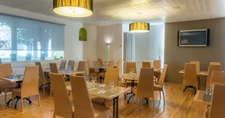 Hotel Restaurant Les Acacias